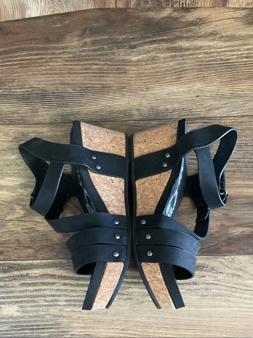 Very G Hariett Wedge Sandals 7